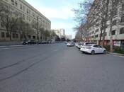 Satılır 2 otaqlı köhnə tikili 55 m², Elmlər Akademiyası m., photo 2 from 8