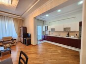 İcarəyə verilir 2 otaqlı yeni tikili 85 m², 28 May m., photo 2 from 8