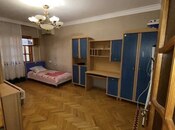 Продаётся 4-комн. вторичка 105 м², м. Ази Асланов, photo 3 from 8
