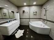 Продаётся 4-комн. новостройка 230 м², м. Низами, photo 8 from 8