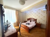 Продаётся 3-комн. новостройка 106 м², м. Кара Караев, photo 4 from 8
