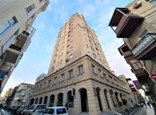 İcarəyə verilir 3 otaqlı yeni tikili 110 m², İçəri Şəhər m., photo 1 from 8