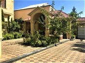 9 otaqlı həyət evi/bağ evi - Binəqədi r. - 800 m²