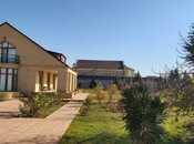 6 otaqlı həyət evi/bağ evi - Şüvəlan q. - 340 m²