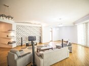 Сдаётся 4-комн. новостройка 240 м², Насиминский  р., photo 1 from 8