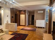 Elan №5528490 - Bakı, 28 May m., 3 otaqlı, 117 m², 11/15 mərtəbə