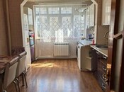 Satılır 4 otaqlı köhnə tikili 97 m², Xalqlar Dostluğu m., photo 8 from 8