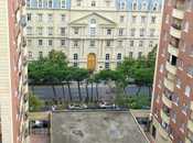 Продаётся 10-комн. новостройка 613 м², м. Низами, photo 3 from 8