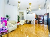 Satılır 4 otaqlı köhnə tikili 130 m², Sahil m., photo 4 from 8