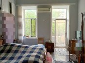 Satılır 2 otaqlı köhnə tikili 50 m², Sahil m., photo 2 from 7