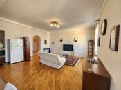 Продаётся 4-комн. вторичка 200 м², Насиминский  р., photo 2 from 8