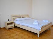 Elan №5563200 - Bakı, Sahil m., 2 otaqlı, 110 m², 3/5 mərtəbə