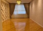 Продаётся 3-комн. новостройка 140 м², м. Элмляр Академиясы, photo 1 from 8