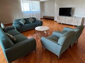 Elan №5575496 - Bakı, Səbail r., 5 otaqlı, 300 m², 18/32 mərtəbə