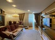 Elan №5577056 - Bakı, 8-ci mikrorayon q., 3 otaqlı, 130 m², 7/15 mərtəbə