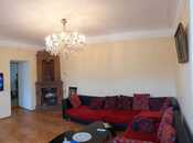 Satılır 4 otaqlı köhnə tikili 130 m², Nəsimi r., photo 2 from 8