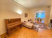 İcarəyə verilir 3 otaqlı köhnə tikili 110 m², Sahil m., photo 1 from 8