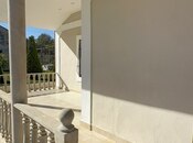 7 otaqlı həyət evi/bağ evi - Novxanı q. - 240 m²