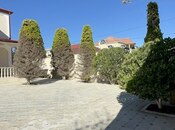 7 otaqlı həyət evi/bağ evi - Novxanı q. - 240 m²