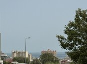 Продаётся 1-комн. вторичка 43 м², м. Низами, photo 2 from 7