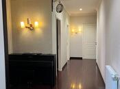 Elan №5592717 - Bakı, Sahil m., 3 otaqlı, 148 m², 15/18 mərtəbə