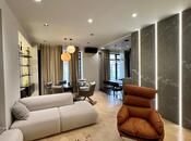 3-комн. новостройка - м. Элмляр Академиясы - 150 м²