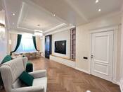 Сдаётся 3-комн. новостройка 130 м², Хатаинский р., photo 1 from 8