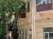 Продаётся 3-комн. вторичка 84 м², м. Ичеришехер, photo 4 from 8