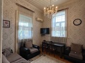 Satılır 4 otaqlı köhnə tikili 120 m², İçəri Şəhər m., photo 2 from 8