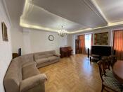 Satılır 3 otaqlı köhnə tikili 130 m², Nəriman Nərimanov m., photo 1 from 8