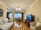 Elan №5621206 - Bakı, 28 May m., 3 otaqlı, 80 m², 5/5 mərtəbə