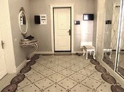 Продаётся 4-комн. новостройка 240 м², м. Низами, photo 2 from 8