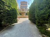 Продаётся 3-комн. вторичка 68 м², м. Низами, photo 3 from 8