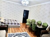 Satılır 2 otaqlı köhnə tikili 55 m², Qara Qarayev m., photo 3 from 8