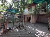 9 otaqlı həyət evi/bağ evi - Gənclik m. - 350 m²
