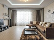 Сдаётся 3-комн. новостройка 130 м², м. Нариман Нариманов, photo 1 from 7