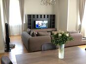 İcarəyə verilir 3 otaqlı yeni tikili 105 m², İçəri Şəhər m., photo 1 from 8