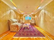 Продаётся 3-комн. вторичка 65 м², м. Кара Караев, photo 1 from 8