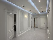 3-комн. новостройка - м. 28 мая - 132 м²