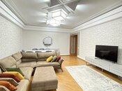 Сдаётся 3-комн. новостройка 145 м², м. 8 ноября, photo 1 from 8