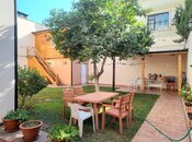 Satılır 6 otaqlı həyət evi/bağ evi 550 m², Gənclik m., photo 2 from 8