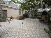 7 otaqlı həyət evi/bağ evi - Buzovna q. - 150 m²