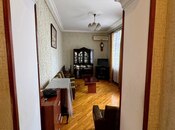 Satılır 2 otaqlı köhnə tikili 35 m², Nizami m., photo 2 from 7