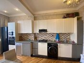 İcarəyə verilir 3 otaqlı yeni tikili 159 m², 28 May m., photo 1 from 8