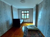Satılır 3 otaqlı köhnə tikili 75 m², Bakıxanov q., photo 2 from 8