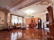 9 otaqlı həyət evi/bağ evi - Qara Qarayev m. - 400 m²