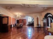9 otaqlı həyət evi/bağ evi - Qara Qarayev m. - 400 m²
