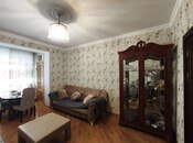 Satılır 2 otaqlı köhnə tikili 65 m², Elmlər Akademiyası m., photo 1 from 8