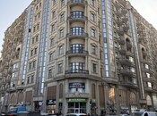 Elan №5674089 - Bakı, Sahil m., 3 otaqlı, 150 m², 6/12 mərtəbə