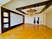 Продаётся 3-комн. новостройка 136 м², м. Кара Караев, photo 2 from 8